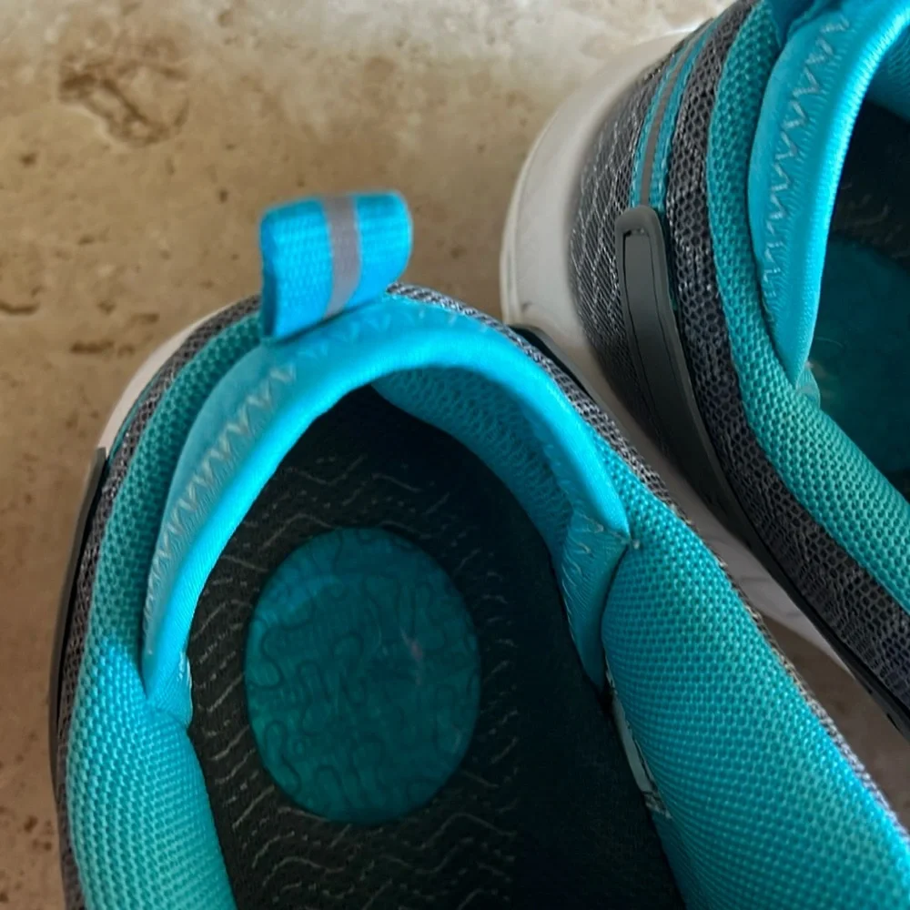 Cheeks by Tony Little Sneakers